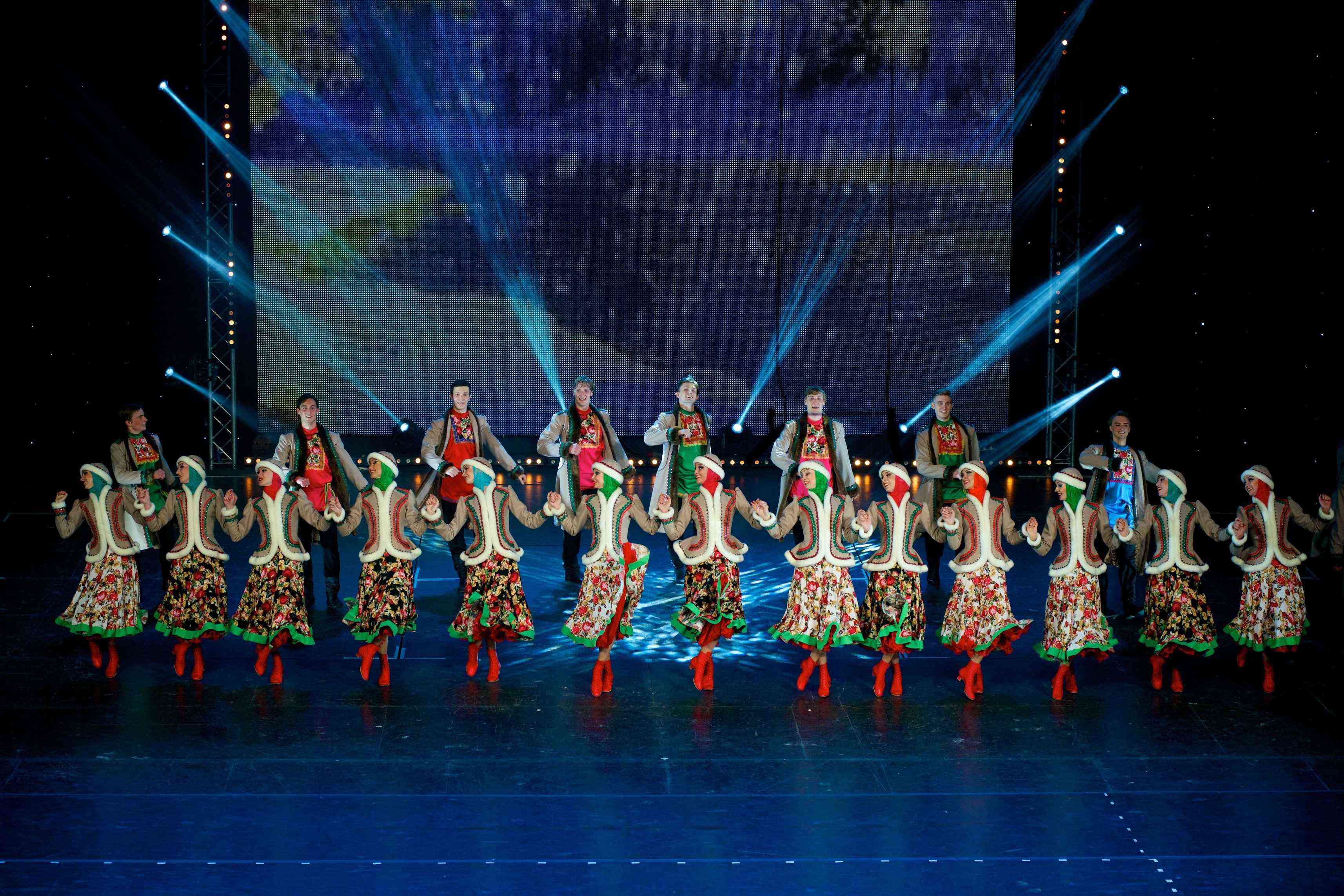 Concert de gala du jubil&eacute; du Th&eacute;&acirc;tre de danse acad&eacute;mique d'&Eacute;tat de Moscou 'Gzhel'