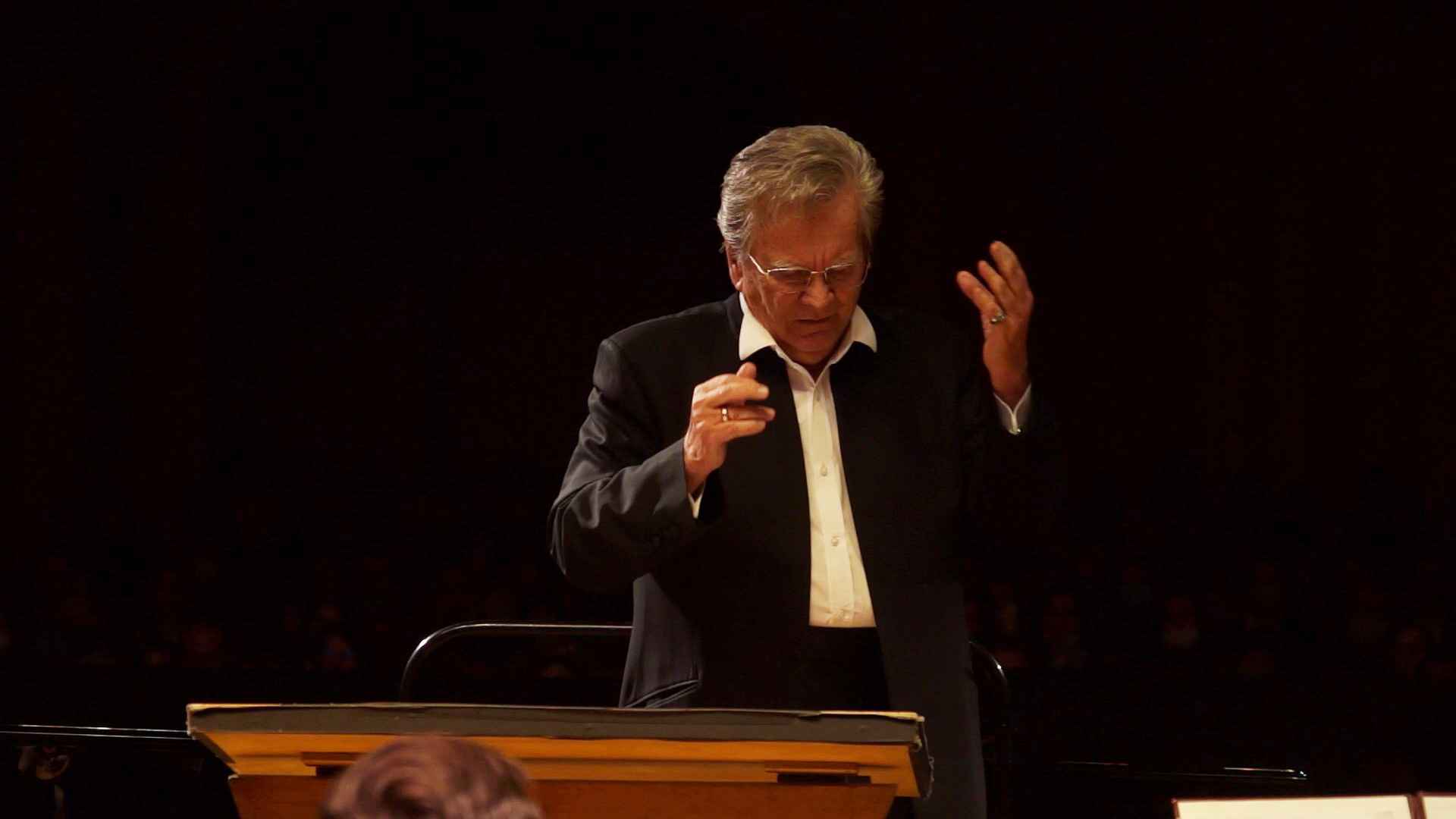 Concert by the Grand Tchaikovsky Symphony Orchestra